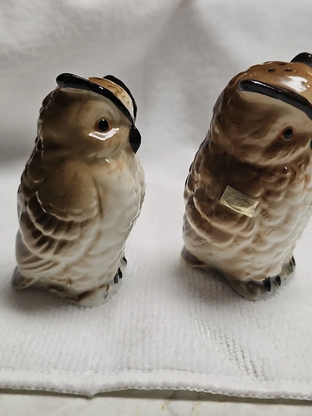 Vintage Hand-Painted Ceramic Owl Salt & Pepper Set - Brown and Cream - Picture 2 of 4